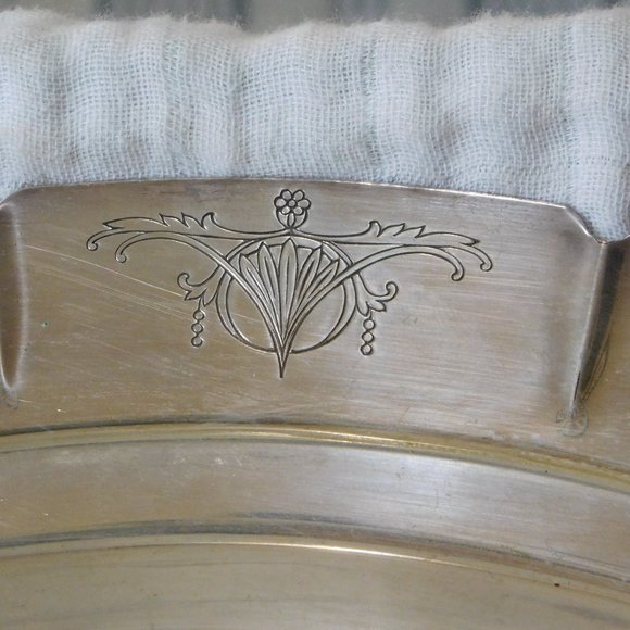 3 Piece Silver and Glass Set - Picture 4 of 6